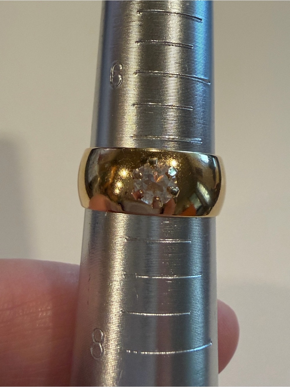 Vintage Gold Tone Solitaire Band Ring with Clear Stone - SETA 18 KGE Size 7